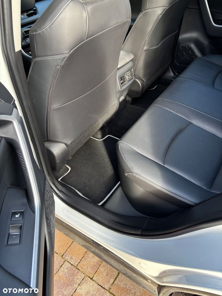 Toyota RAV4 - 14
