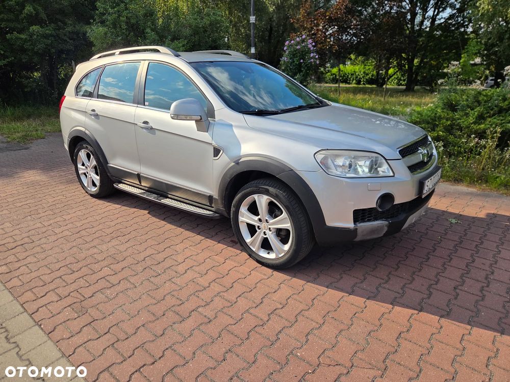 Chevrolet Captiva 3.2 LT high - 22