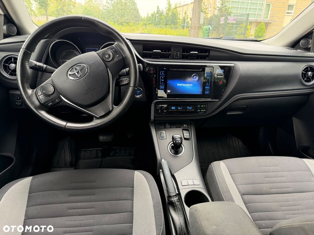 Toyota Auris Hybrid 135 Premium - 8
