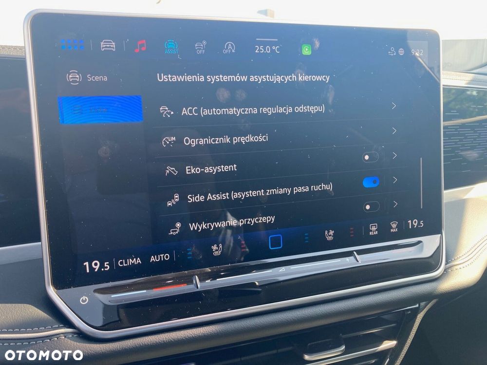 Volkswagen Passat Variant - 21