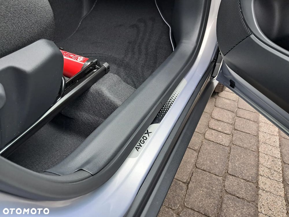 Toyota Aygo X Hybrid 1.5 Style e-CVT - 18