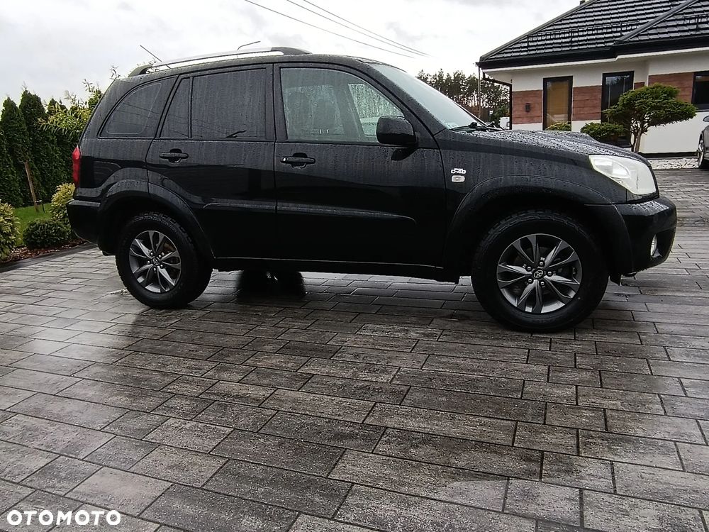 Toyota RAV4 2.0 D-4D 4x4 - 15