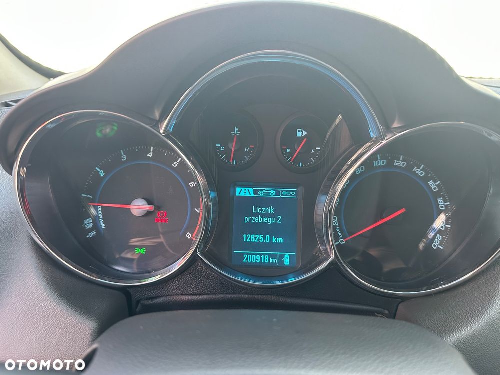 Chevrolet Cruze - 8