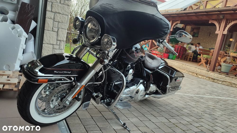 Harley-Davidson Touring Road King - 21