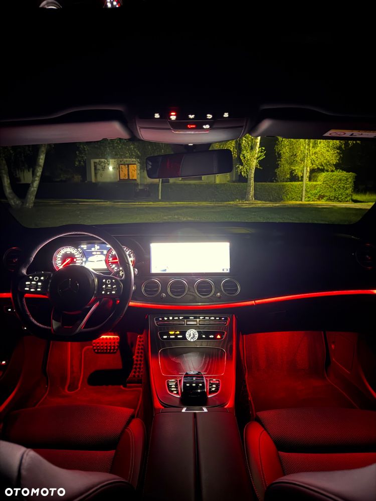 Mercedes-Benz Klasa E 300 d 9G-TRONIC AMG Line - 29