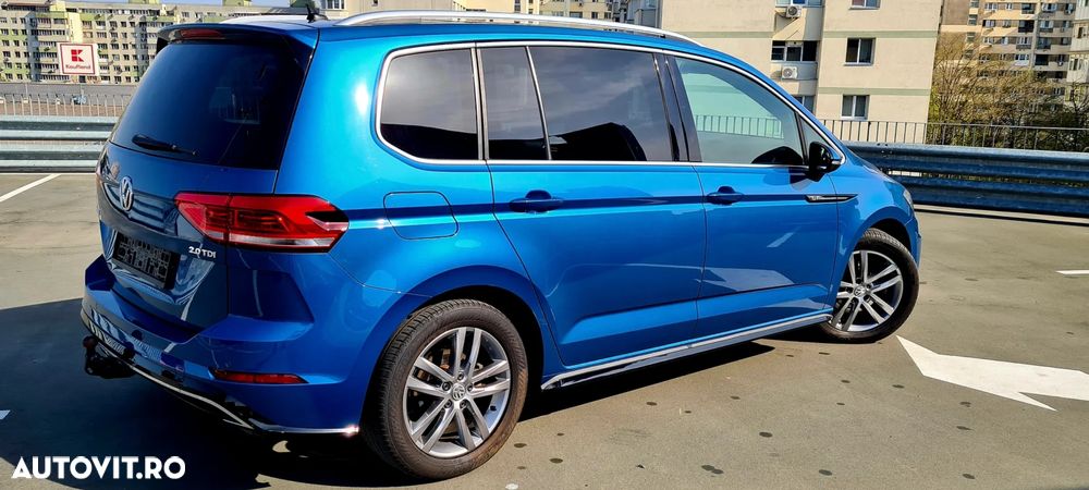 Volkswagen Touran - 36