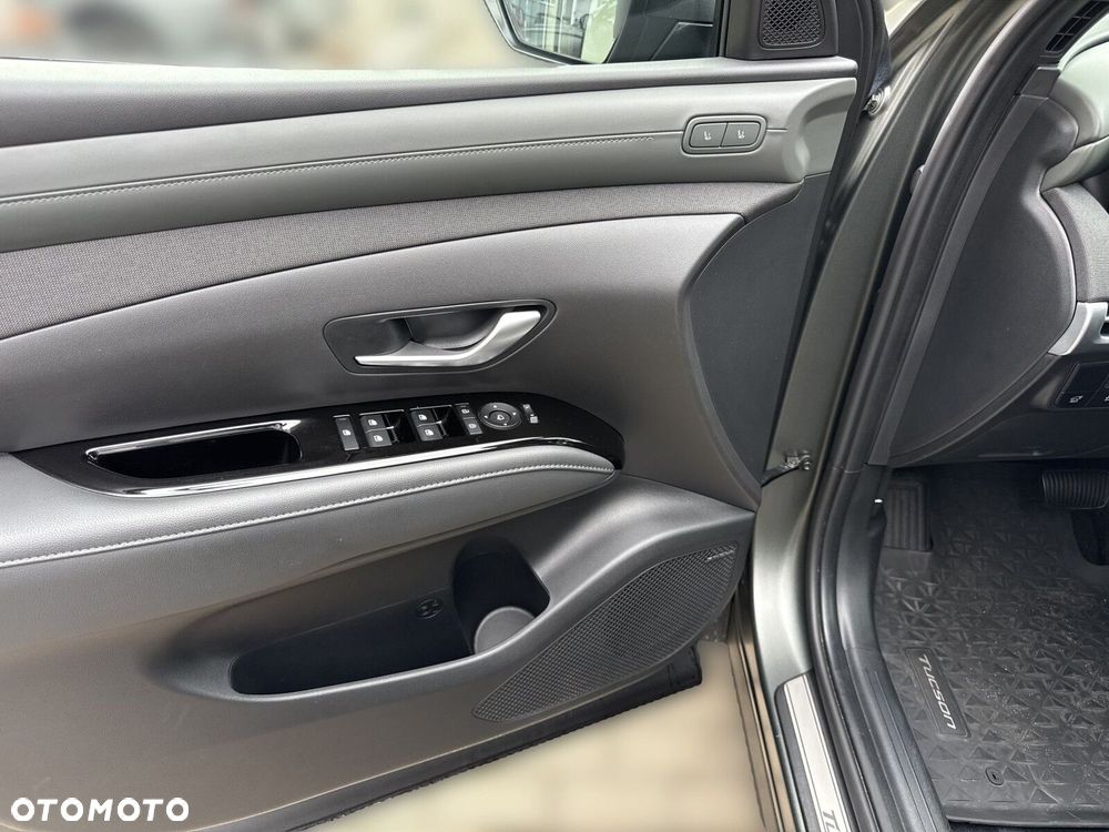 Hyundai Tucson 1.6 T-GDi HEV 20th Anniversary 2WD - 10
