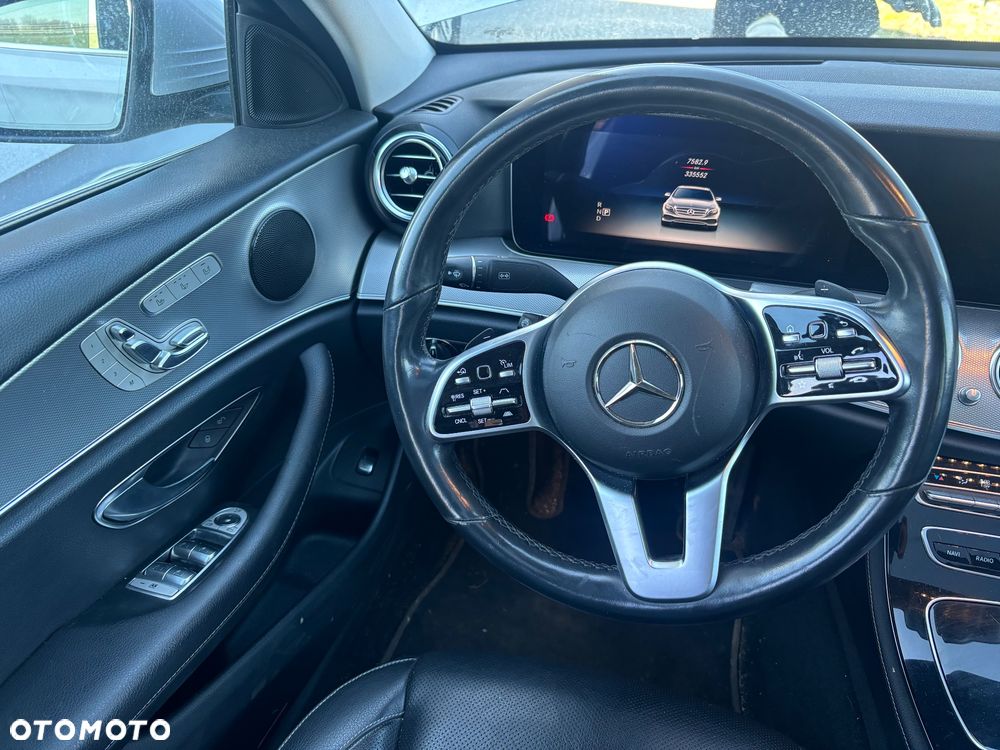 Mercedes-Benz Klasa E 400 d 4Matic 9G-TRONIC Avantgarde - 18