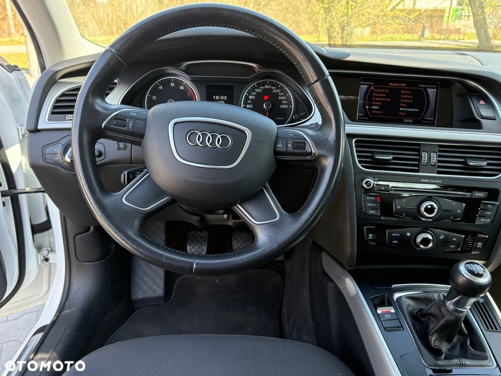 Audi A4 Limousine 1.8 TFSI Attraction - 29