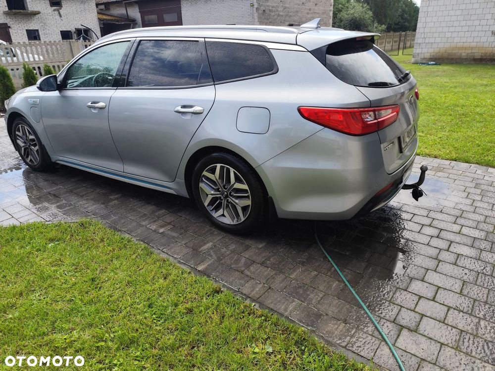 Kia Optima Plug-in Hybrid - 4