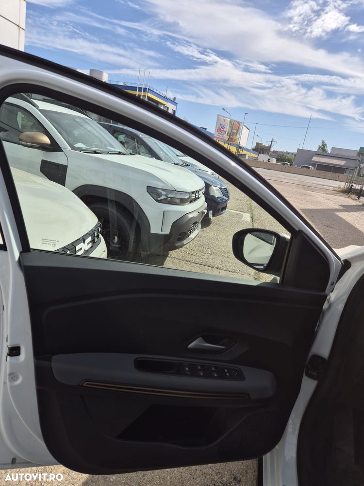 Dacia Sandero TCe 90 CVT Journey - 16