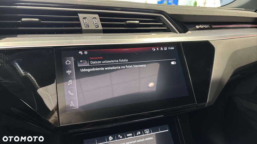 Audi Q8 e-tron - 27