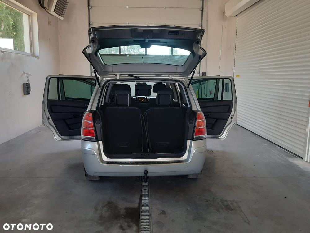 Opel Zafira 1.9 CDTI Edition - 18