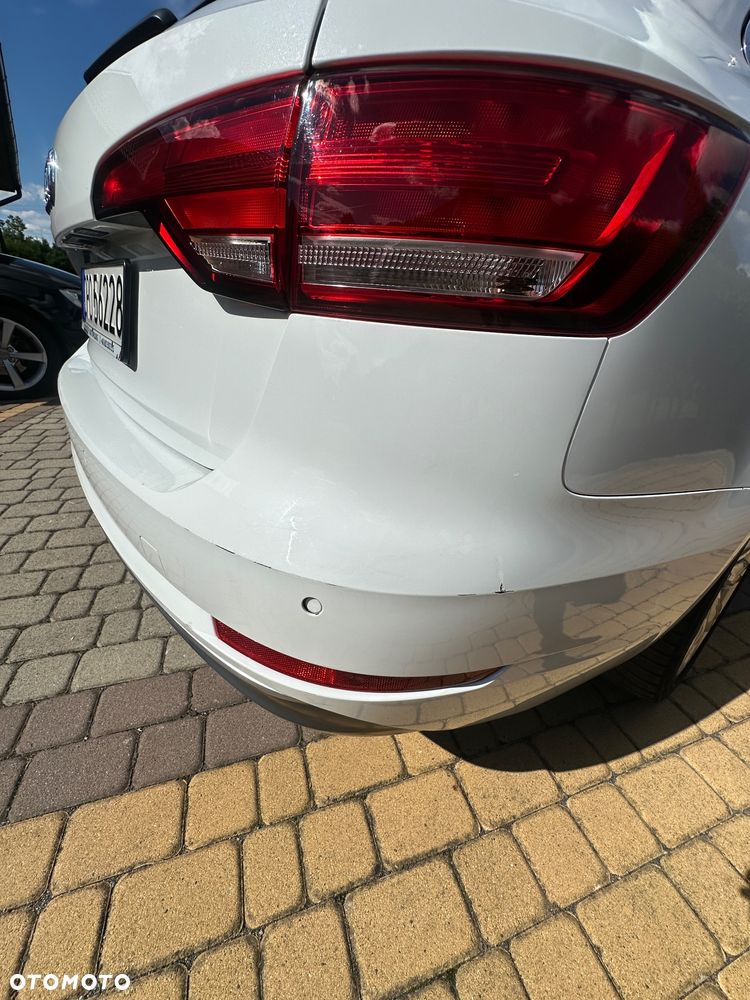 Audi A4 Avant 2.0 TDI Design - 6