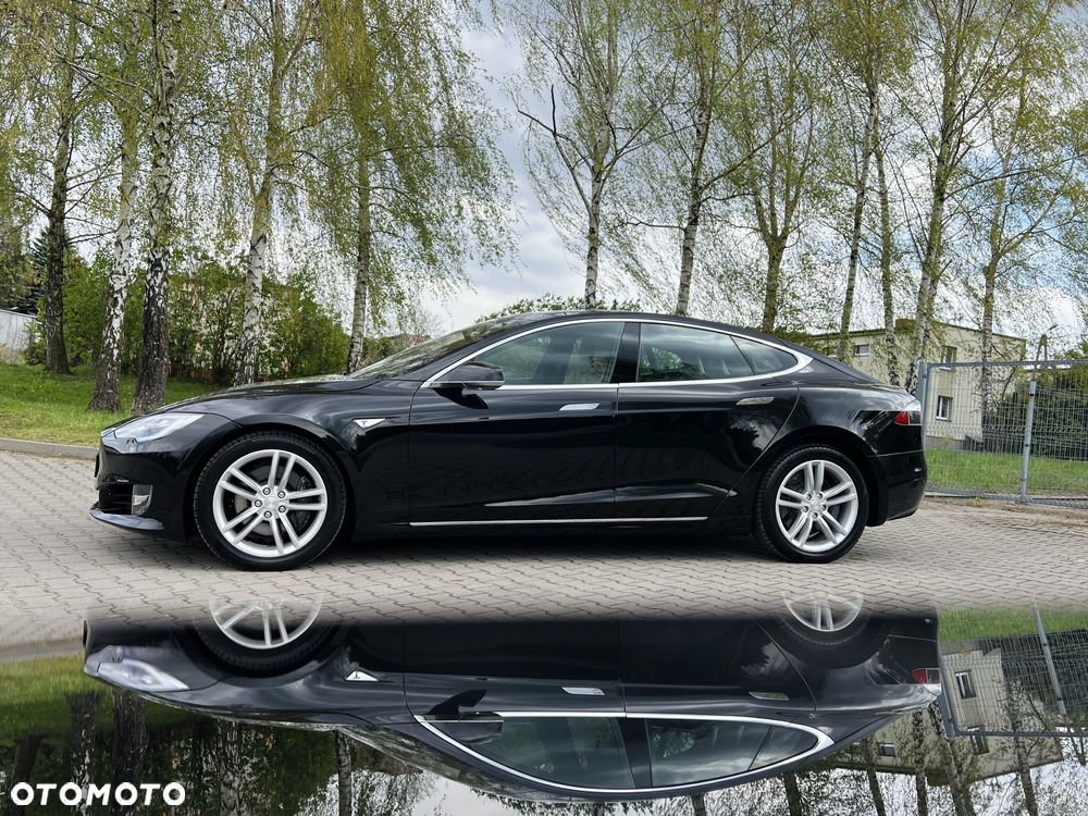 Tesla Model S Standard - 2