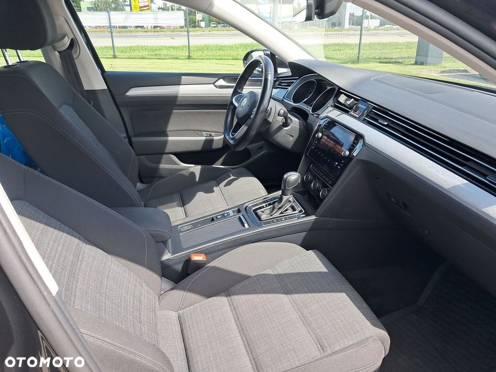 Volkswagen Passat 1.5 TSI EVO Business DSG - 10