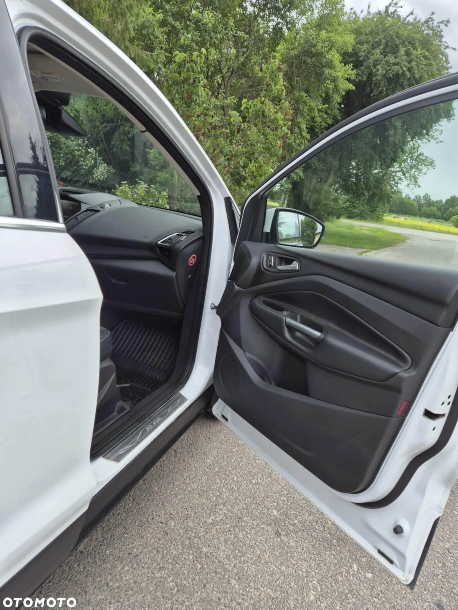 Ford Kuga 1.5 EcoBoost 2x4 SYNC - 15