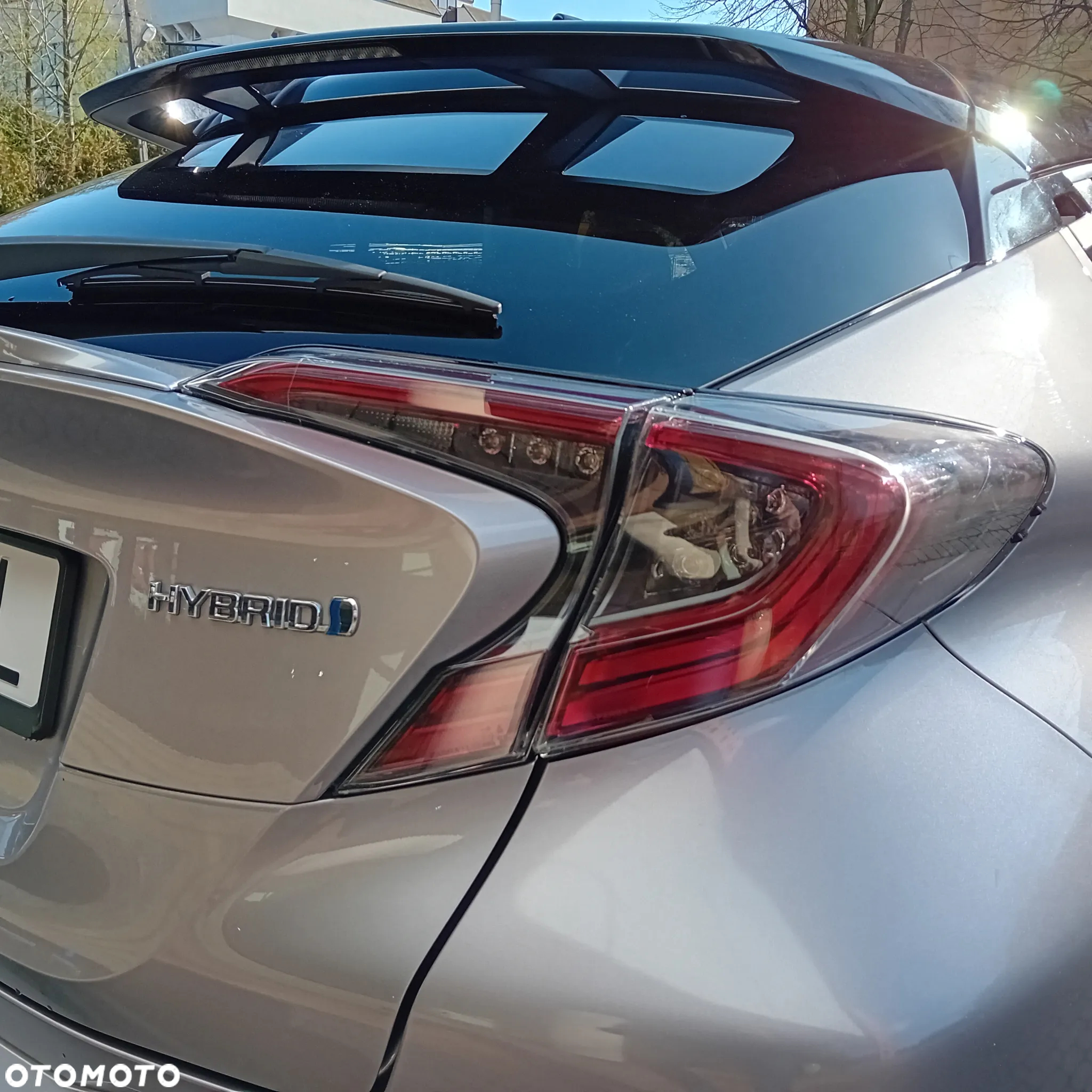 Toyota C-HR 1.8 Hybrid Neon Lime powered by JBL - 20