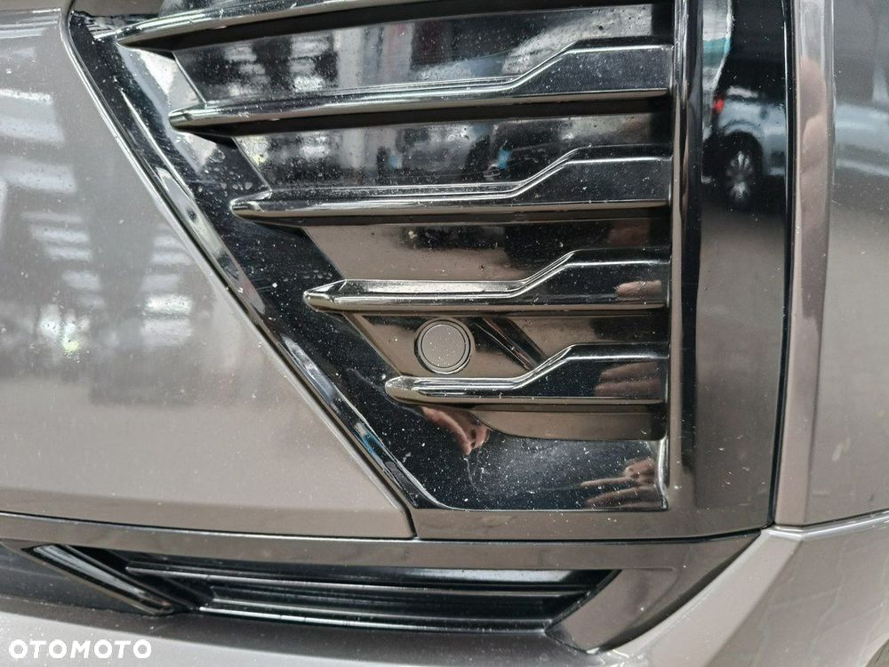 Volvo XC 60 T6 AWD Plug-In Hybrid R-Design - 9