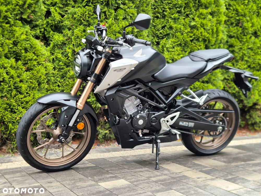 Honda CB - 4