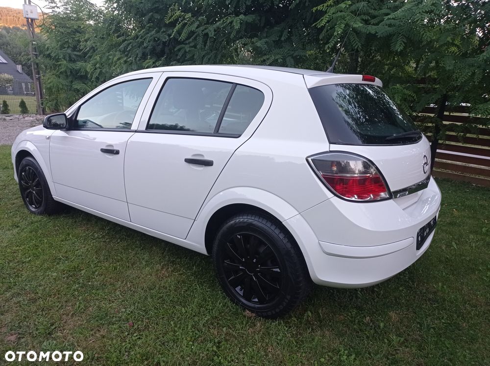 Opel Astra - 4