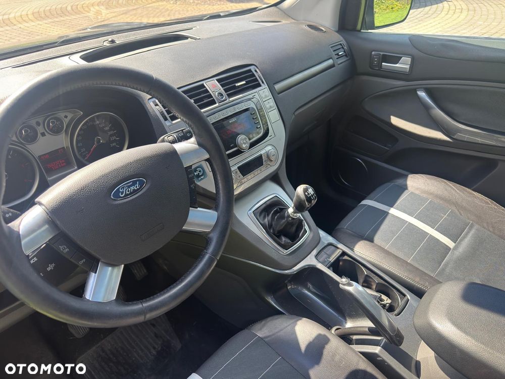 Ford Kuga 2.0 TDCi Titanium - 9