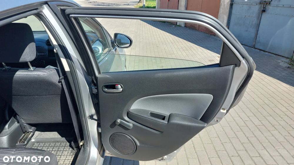 Mazda 2 1.4 DE Core + - 35