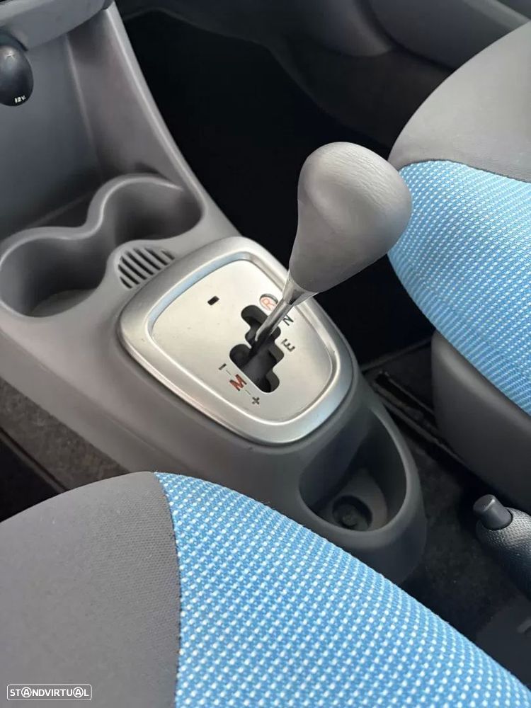 Peugeot 107 1.0 Active 2-Tronic - 12