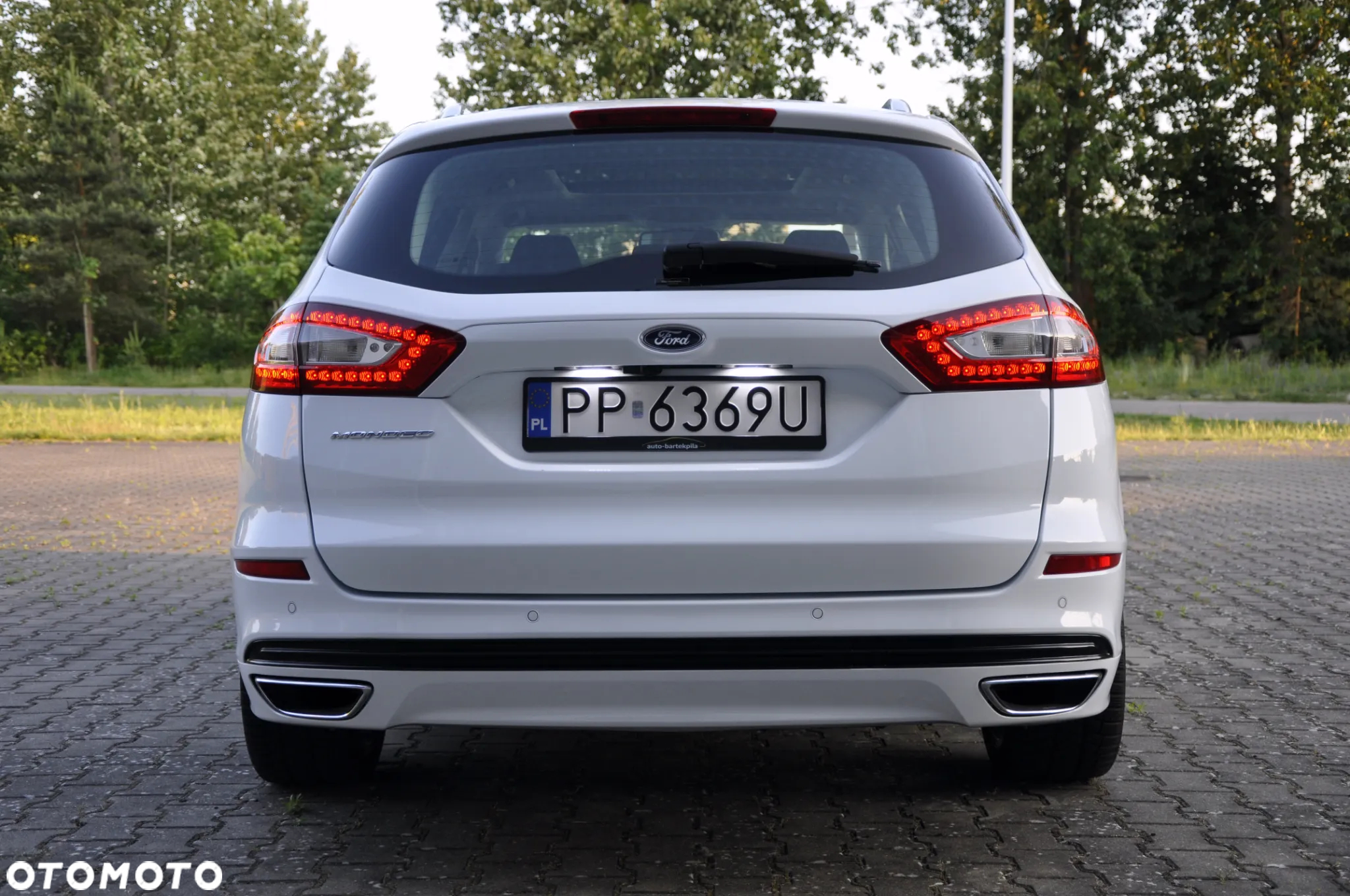 Ford Mondeo Turnier 2.0 TDCi PowerShift-Aut Allrad Titanium - 13
