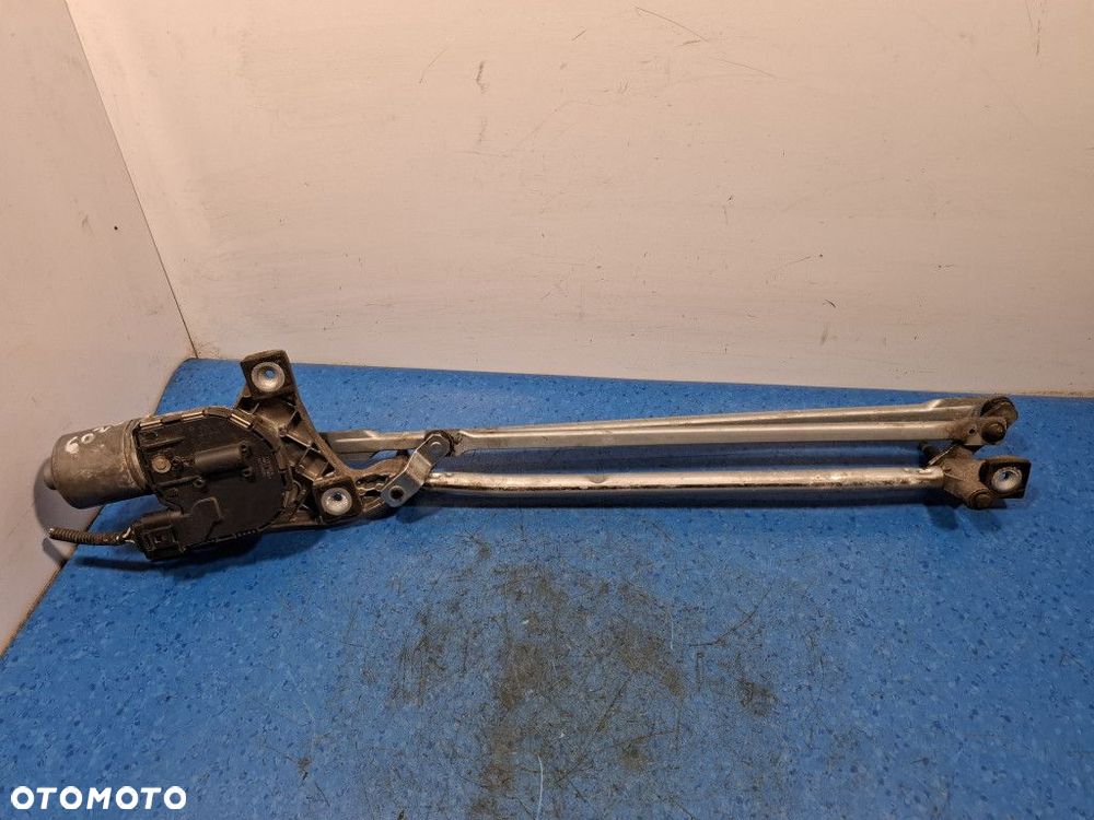 VOLVO V50 MECHANIZM SILNICZEK WYCIERACZEK PRZÓD 0390241924 D 4204 T - 6