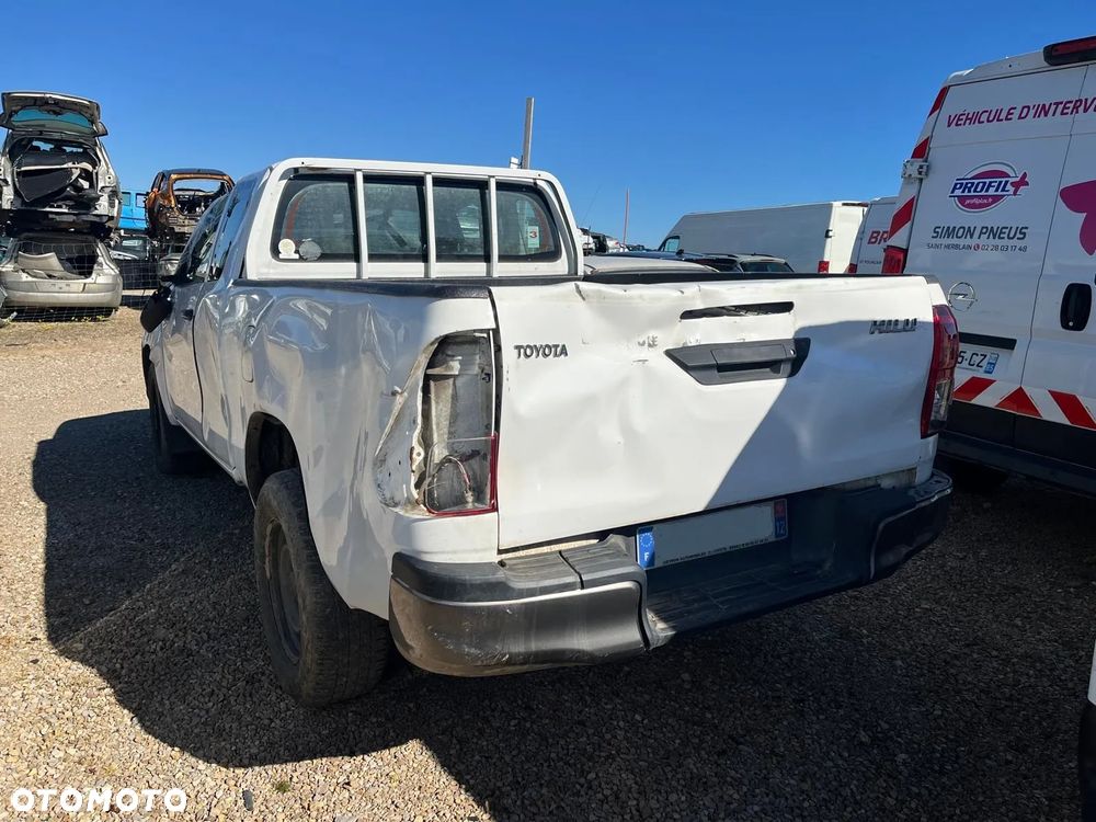 Toyota Hilux 2.4 D-4D Single Cab DLX 4x4 - 3