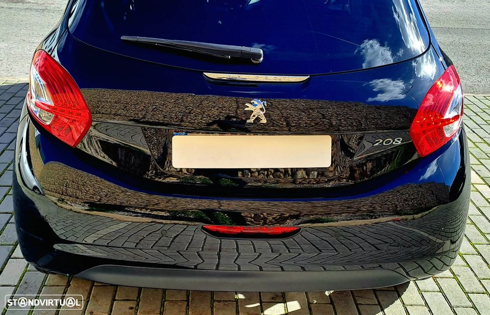 Peugeot 208 1.4 HDi Allure - 6