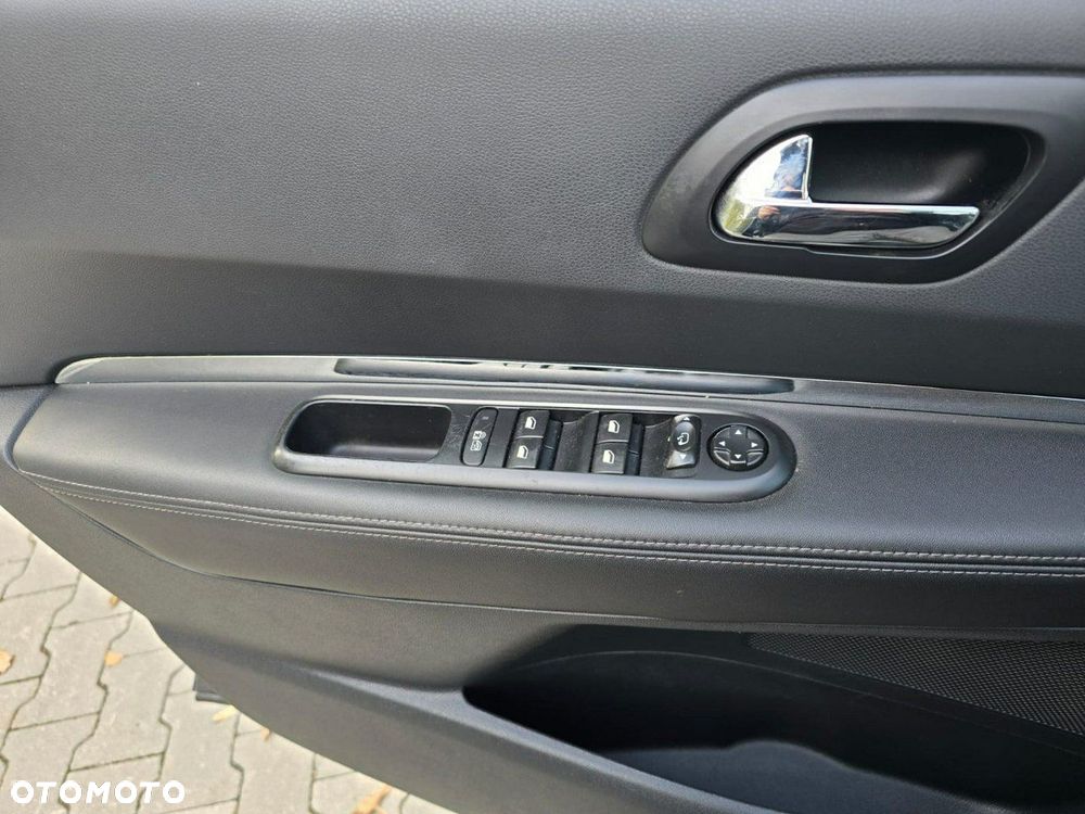Peugeot 3008 - 33