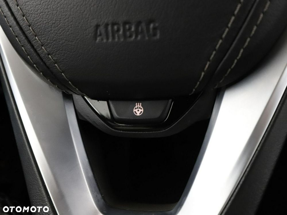 BMW Seria 5 520d Sport Line - 40