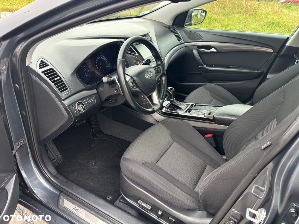 Hyundai i40 Kombi blue 1.7 CRDi DCT Premium - 21