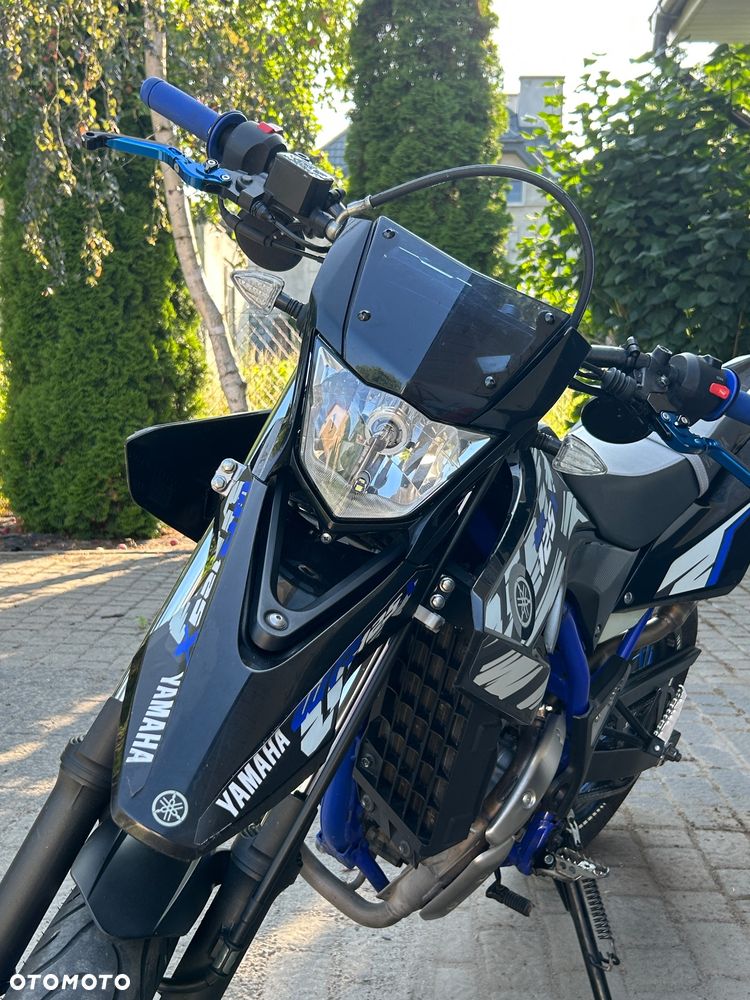 Yamaha WR - 19