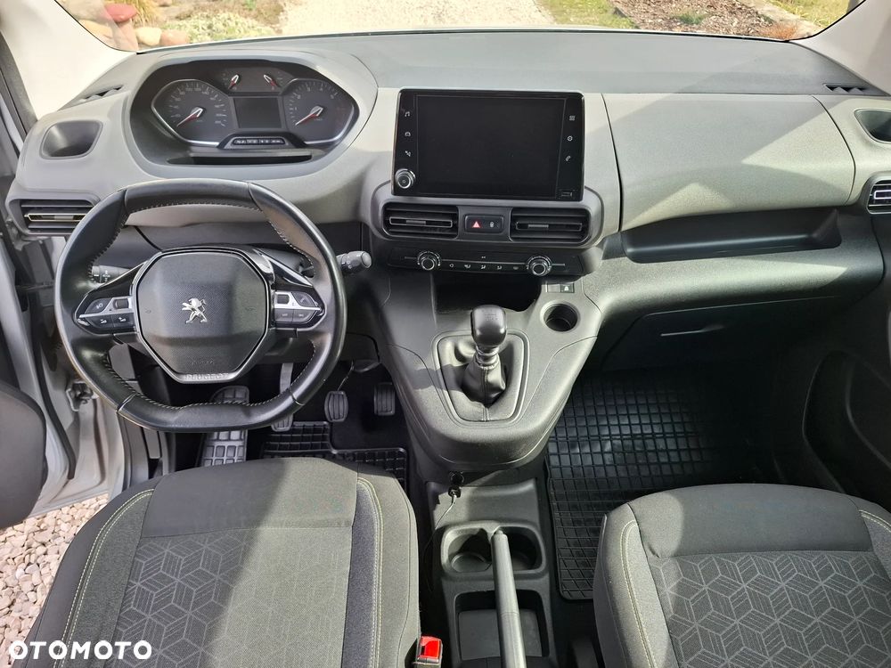 Peugeot Rifter - 15