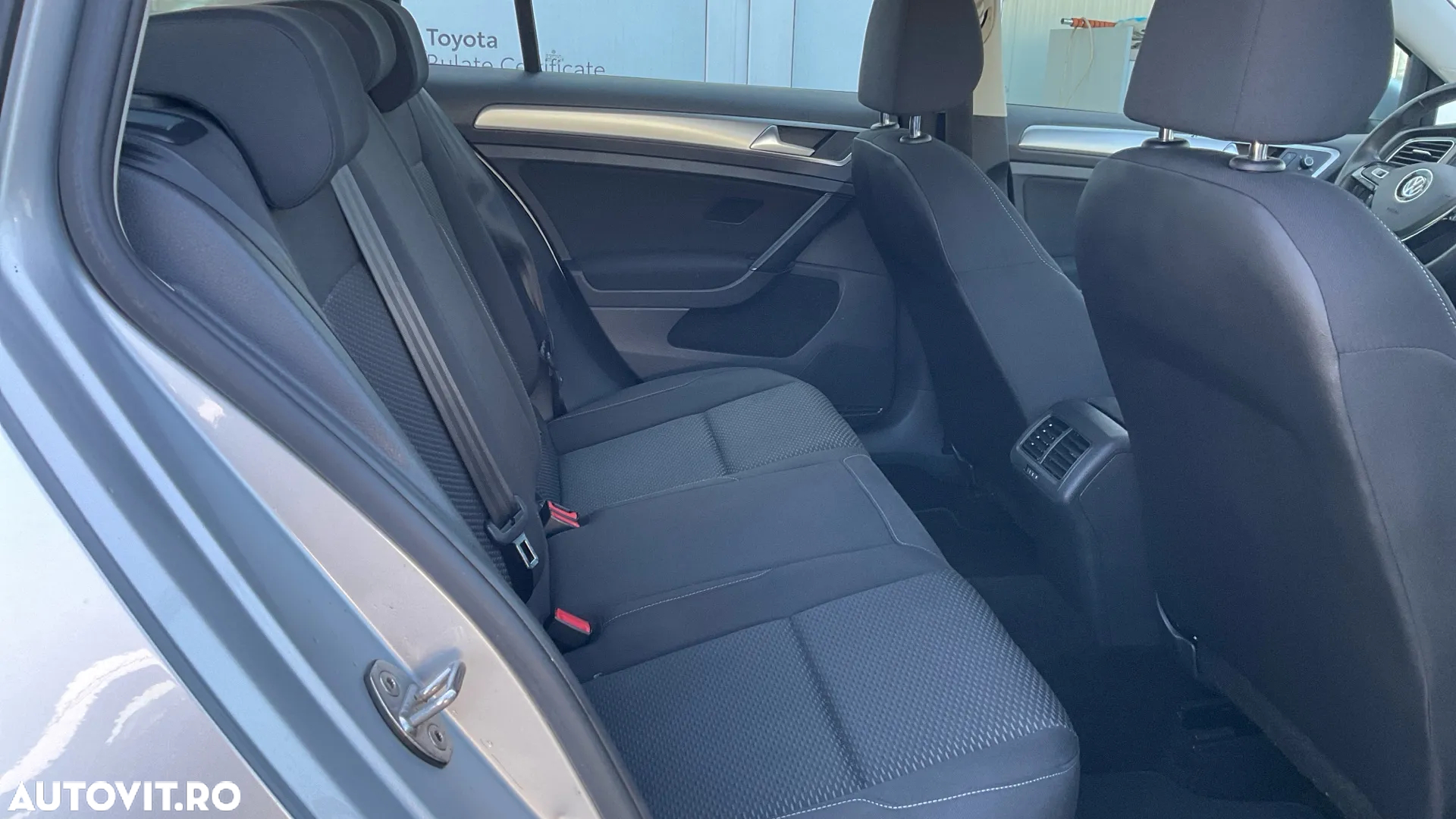 Volkswagen Golf 1.6 TDI Trendline - 28