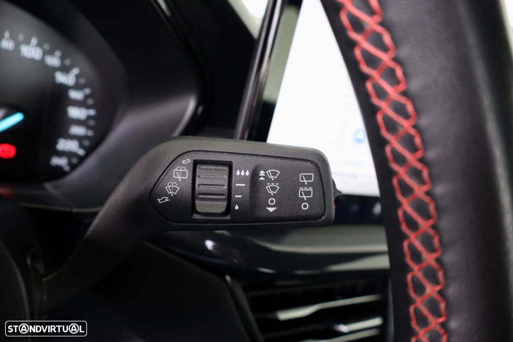 Ford Focus 1.0 EcoBoost MHEV ST-Line - 17