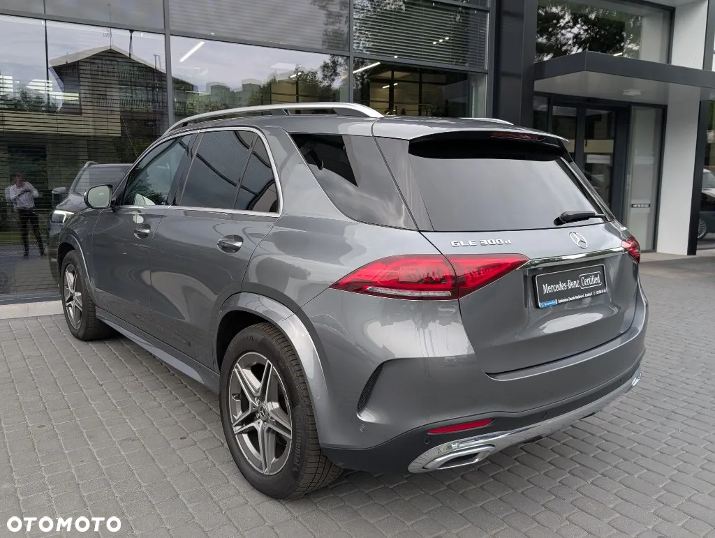 Mercedes-Benz GLE 300 d 4-Matic - 5