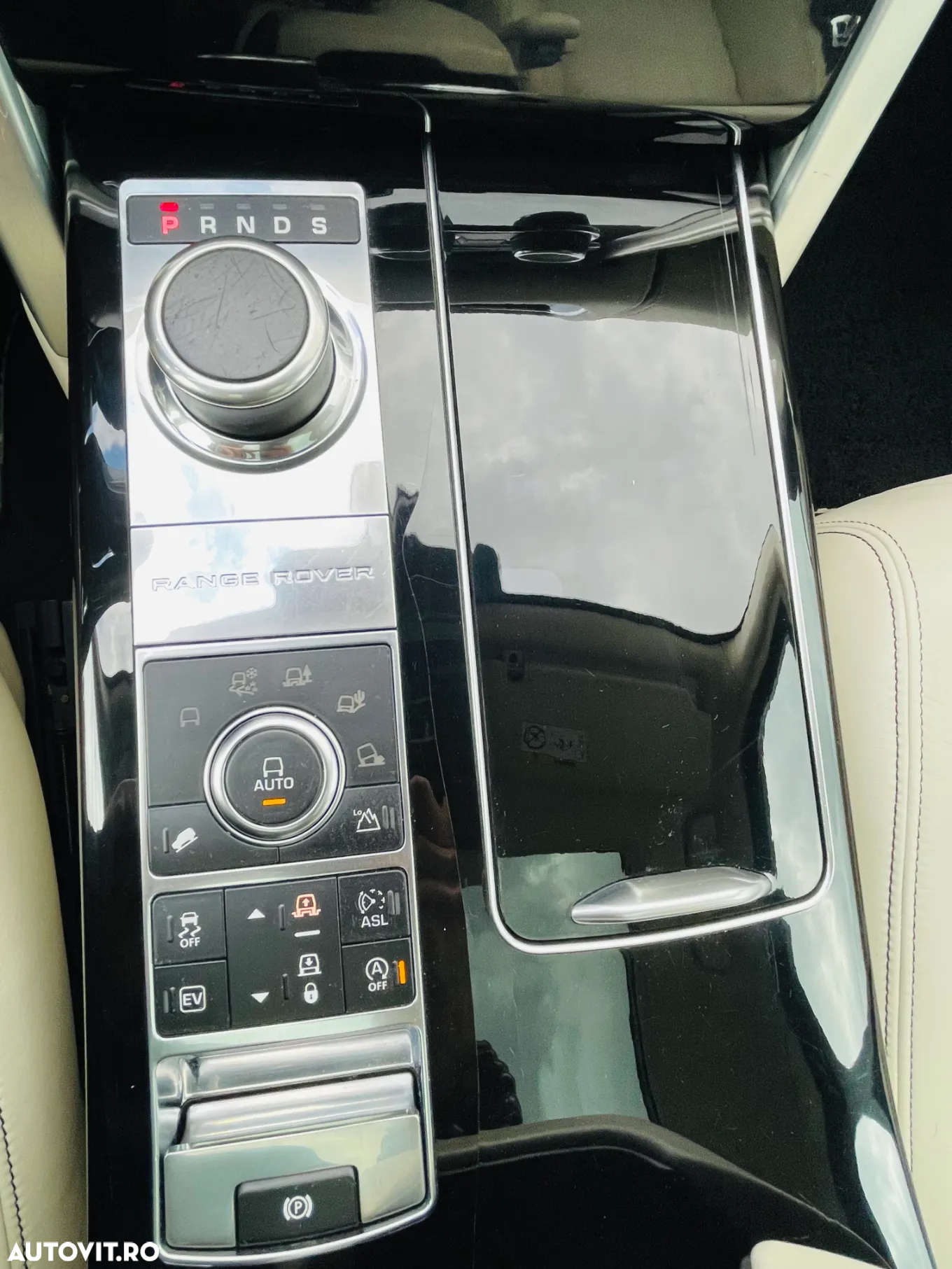 Land Rover Range Rover Vogue - 17