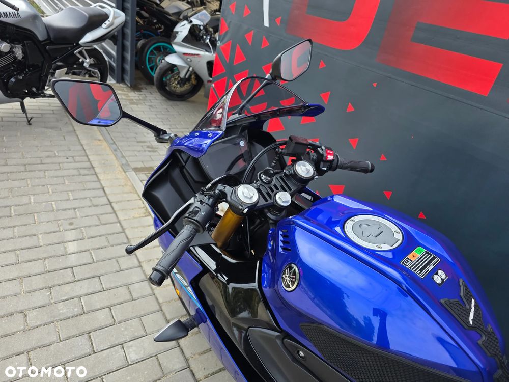 Yamaha YZF - 25