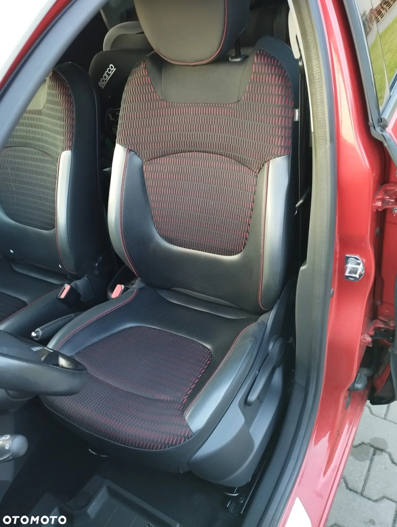 Renault Captur 1.2 TCe Helly Hansen EDC - 21