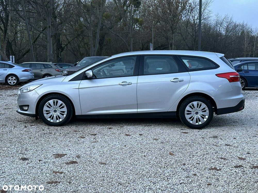 Ford Focus 1.5 EcoBlue SCR Trend - 5