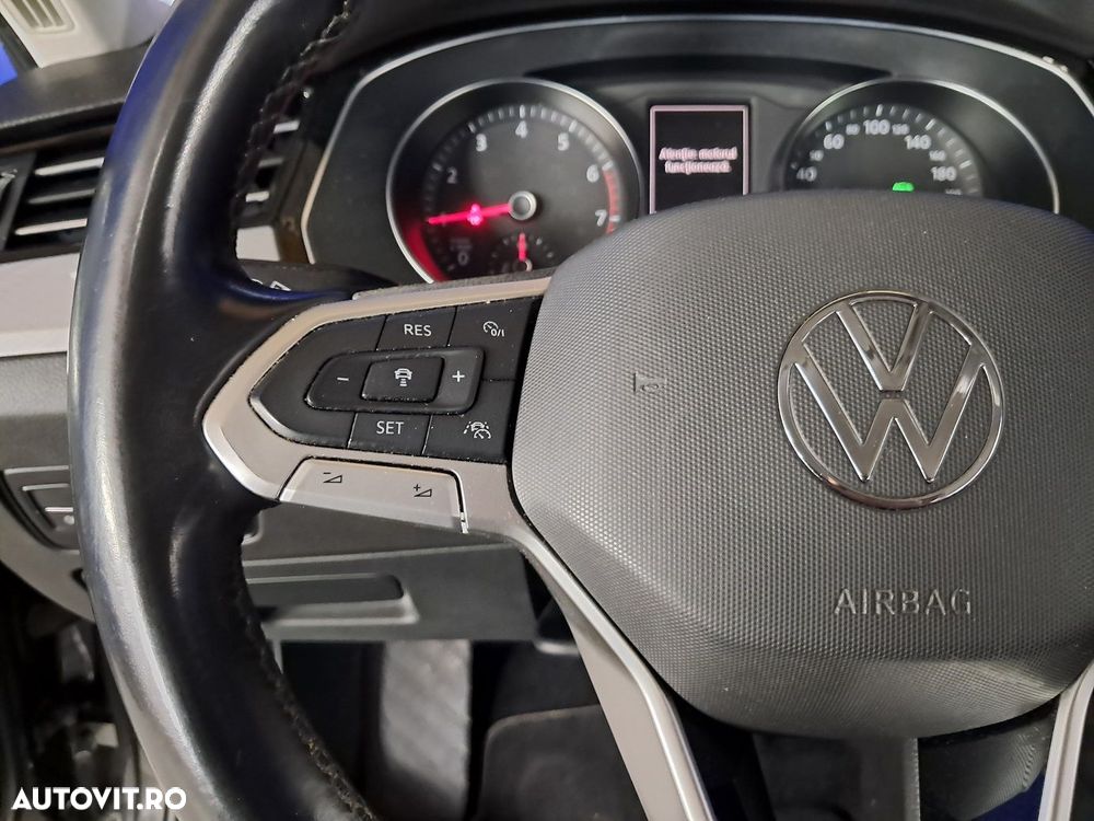 VOLKSWAGEN Passat 2021 — imagine 13