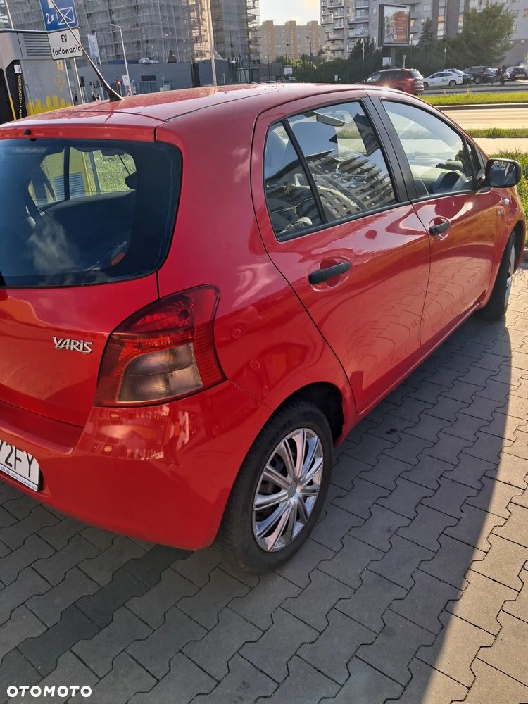 Toyota Yaris 1.4 D-4D Terra - 2