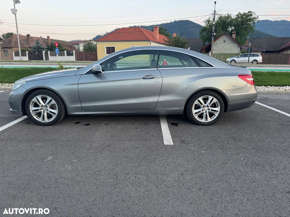 Mercedes-Benz E 220 CDI DPF BlueEFFICIENCY Automatik Avantgarde - 7