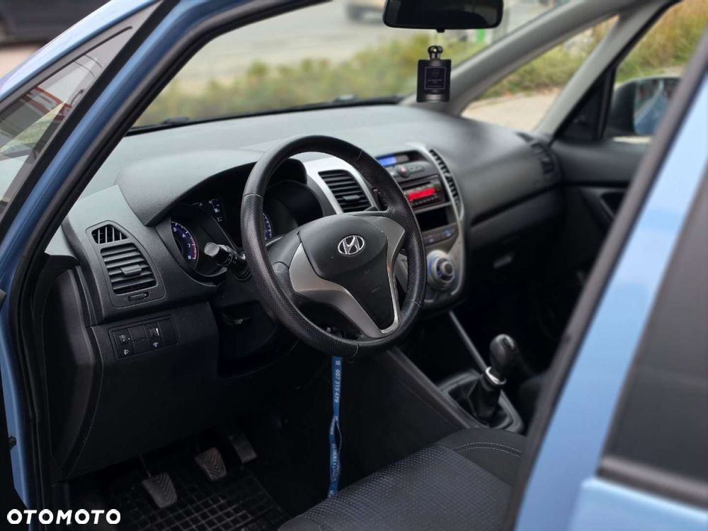 Hyundai ix20 - 24