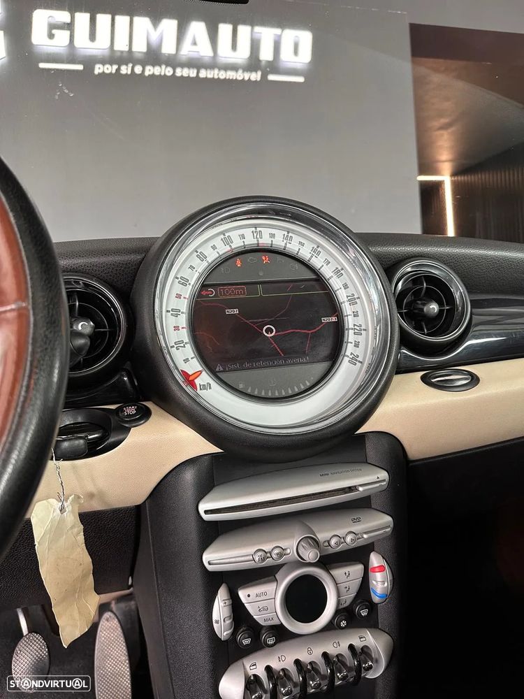 MINI Clubman Cooper D - 24