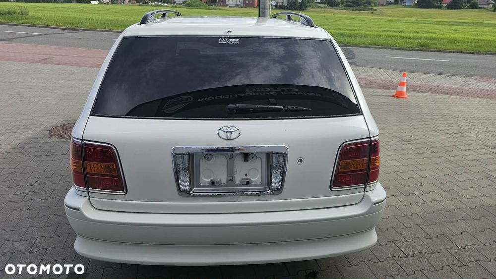 Toyota Crown - 11